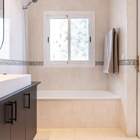 La Perla * Fuengirola